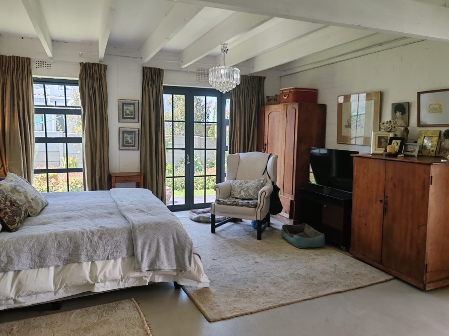 4 Bedroom Property for Sale in Kleinmond Western Cape